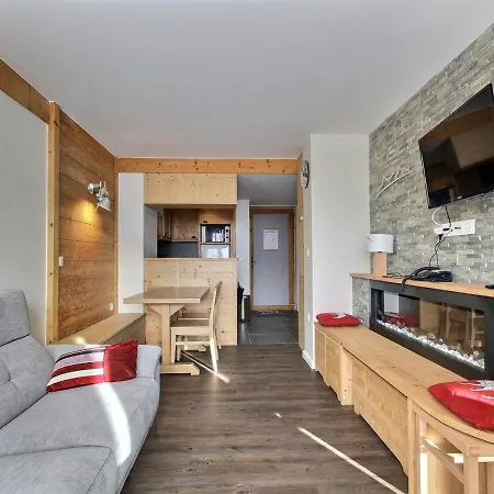 Apartamento Spacieux 2 Pieces Avec Acces Pistes, Terrasse, Cheminee Et Parking - Fr-1-455-147 La Plagne