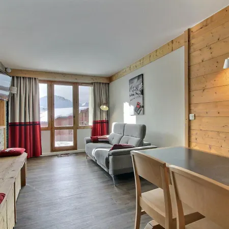 Spacieux 2 pièces avec accès pistes, terrasse, cheminée et parking - FR-1-455-147 * La Plagne